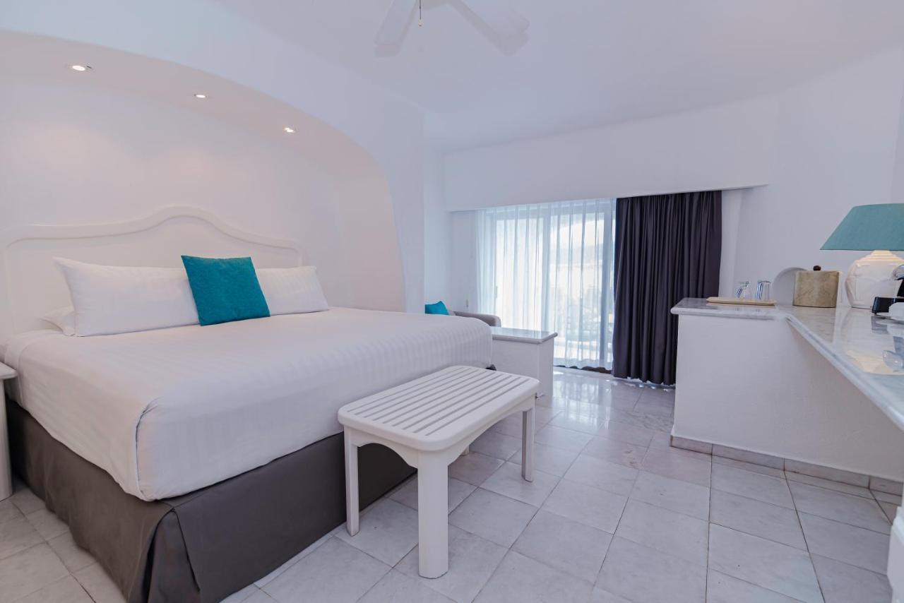 Las Hadas by Brisas Manzanillo Exterior foto A room at the hotel